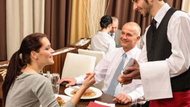 Learn Critical Elements of Customer Service Online